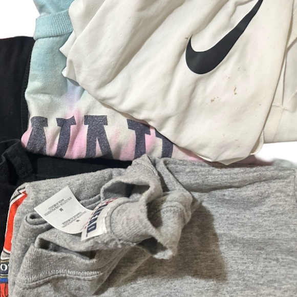 Mens Tops Bundle Of 13 (Medium - Used - Good/Fair Condition) 🤙🏼 - Picture 4 of 4